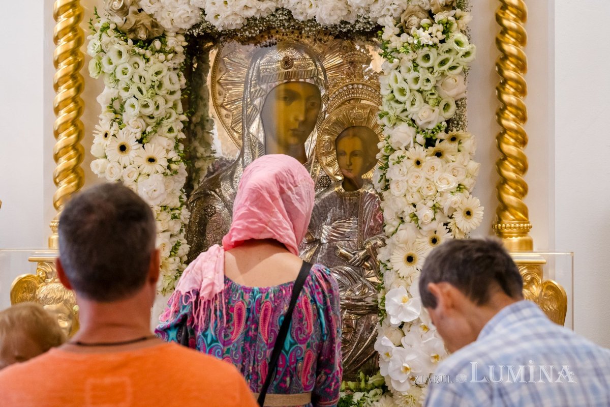 Priveghere în cinstea Icoanei Maicii Domnului „Prodromița” la Paraclisul Catedralei Naționale 302667