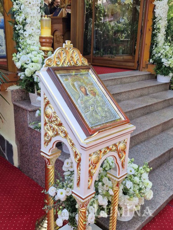 Cinstirea Icoanei „Prodromiţa” la Paraclisul Catedralei Naţionale 302712