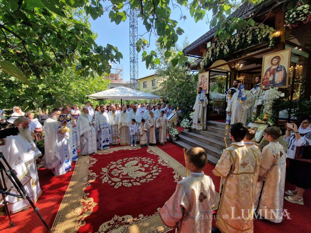 Cinstirea Icoanei „Prodromiţa” la Paraclisul Catedralei Naţionale 302714