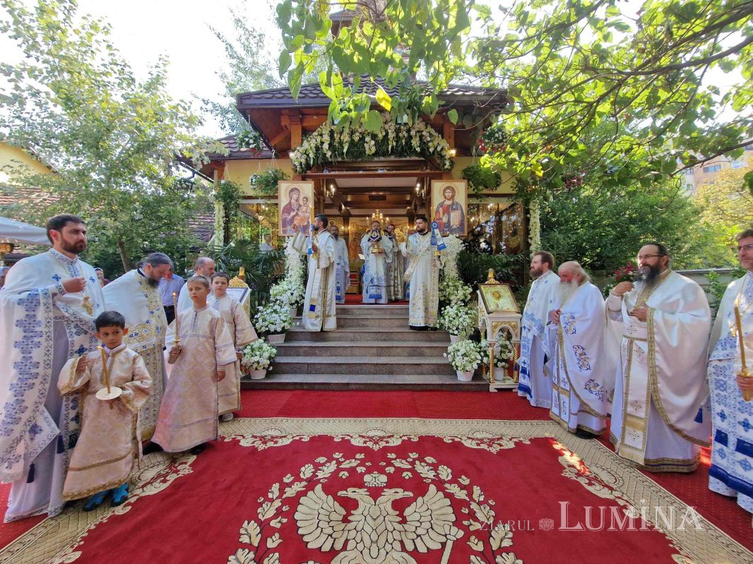 Cinstirea Icoanei „Prodromiţa” la Paraclisul Catedralei Naţionale 302715