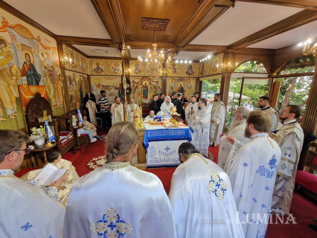 Cinstirea Icoanei „Prodromiţa” la Paraclisul Catedralei Naţionale 302717