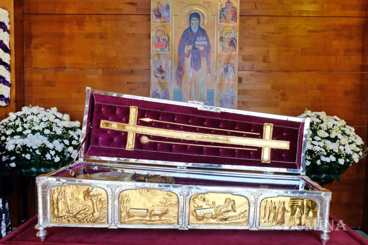 Moaştele Sfântului Dimitrie cel Nou au fost aşezate spre închinare în Baldachinul Sfinților 302832