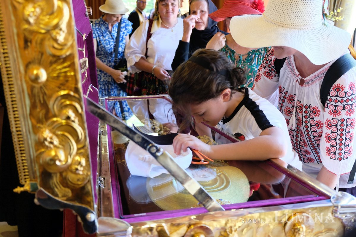 Moaştele Sfântului Dimitrie cel Nou au fost aşezate spre închinare în Baldachinul Sfinților 302834