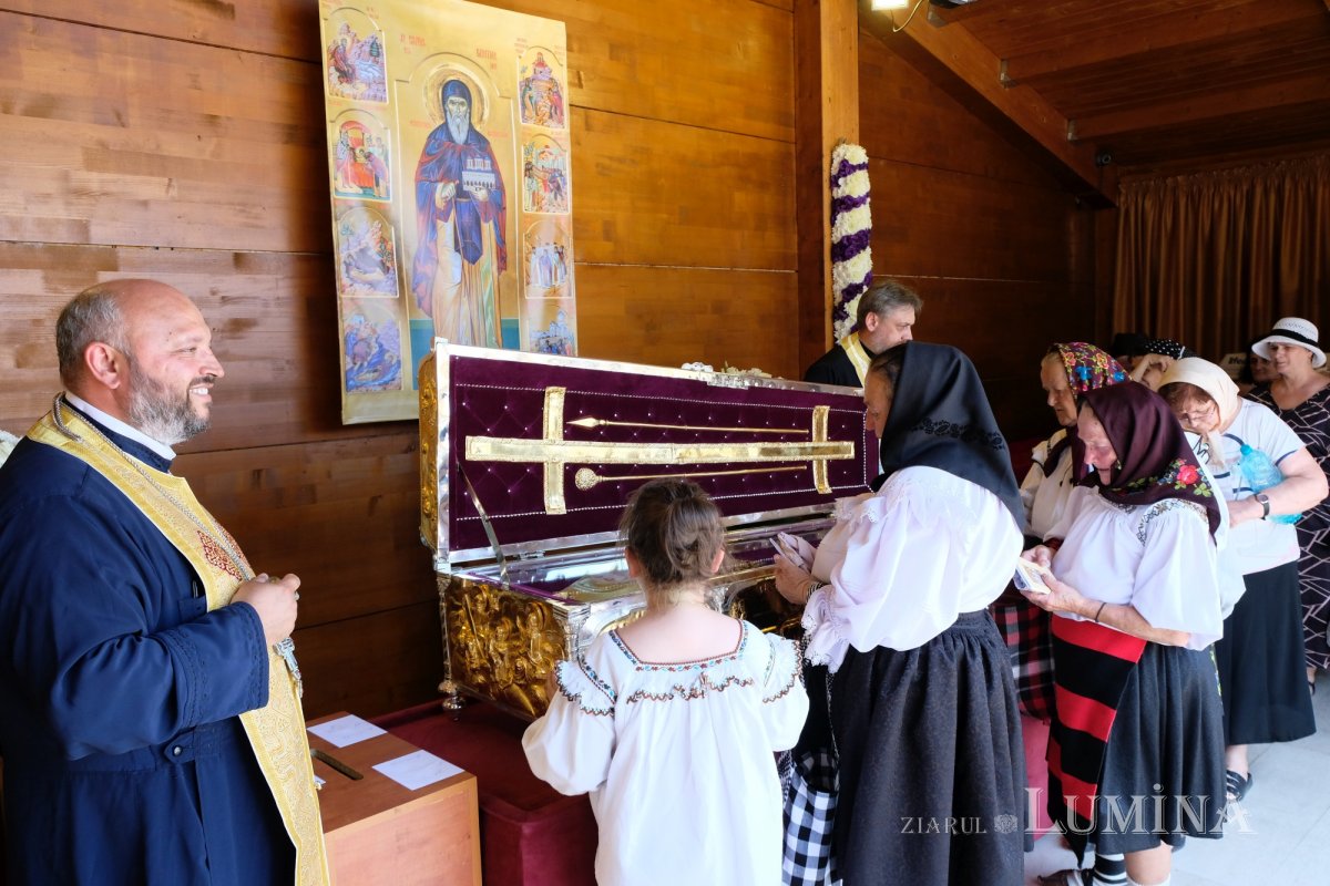 Moaştele Sfântului Dimitrie cel Nou au fost aşezate spre închinare în Baldachinul Sfinților 302836