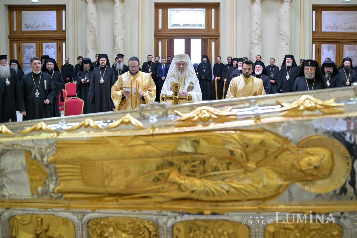 Racla Sfântului Cuvios Dimitrie cel Nou, înnoită la ceas jubiliar 302799