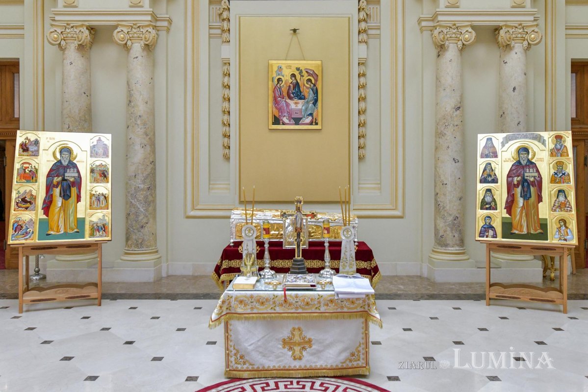 Racla Sfântului Cuvios Dimitrie cel Nou, înnoită la ceas jubiliar 302800