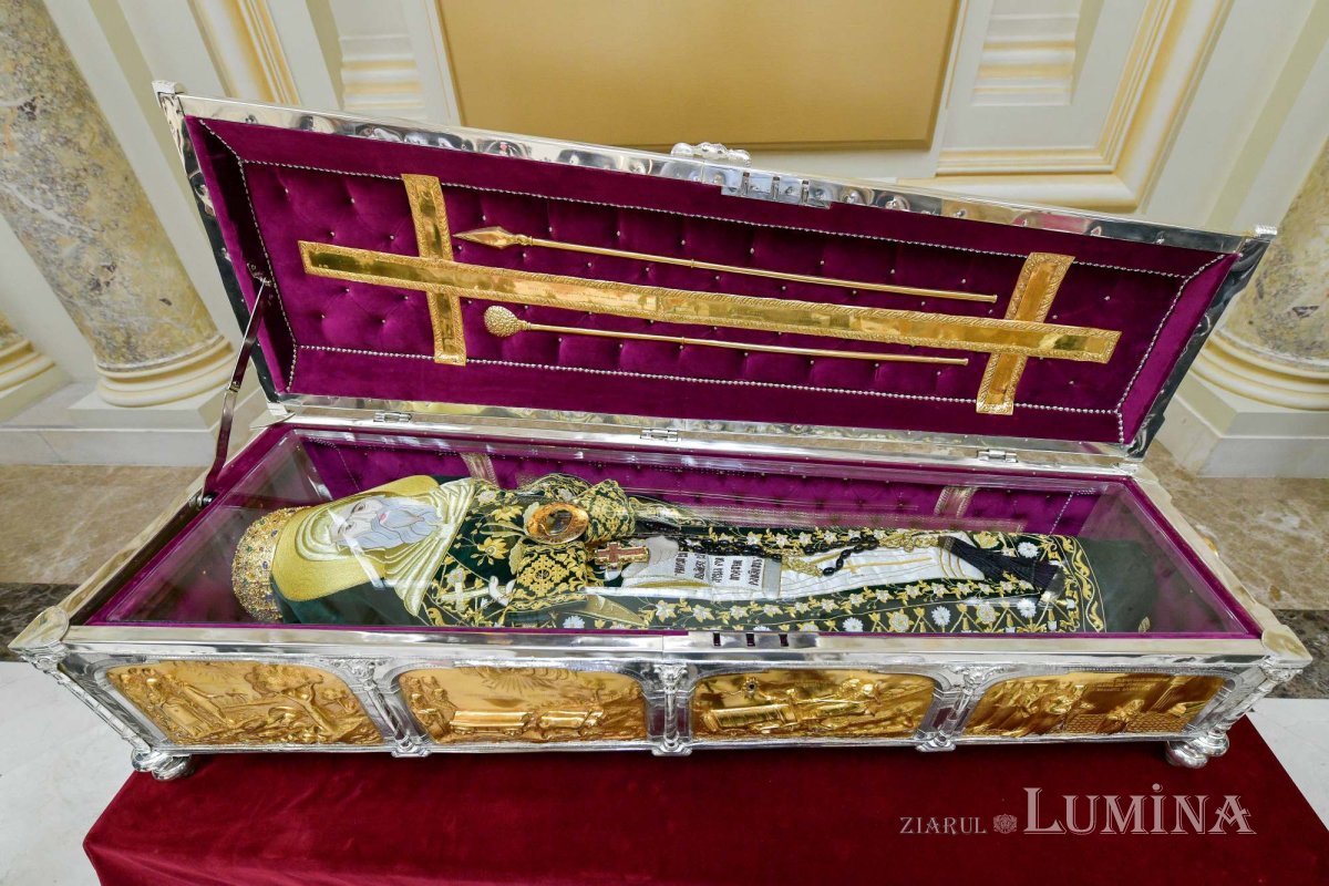 Racla Sfântului Cuvios Dimitrie cel Nou, înnoită la ceas jubiliar 302801