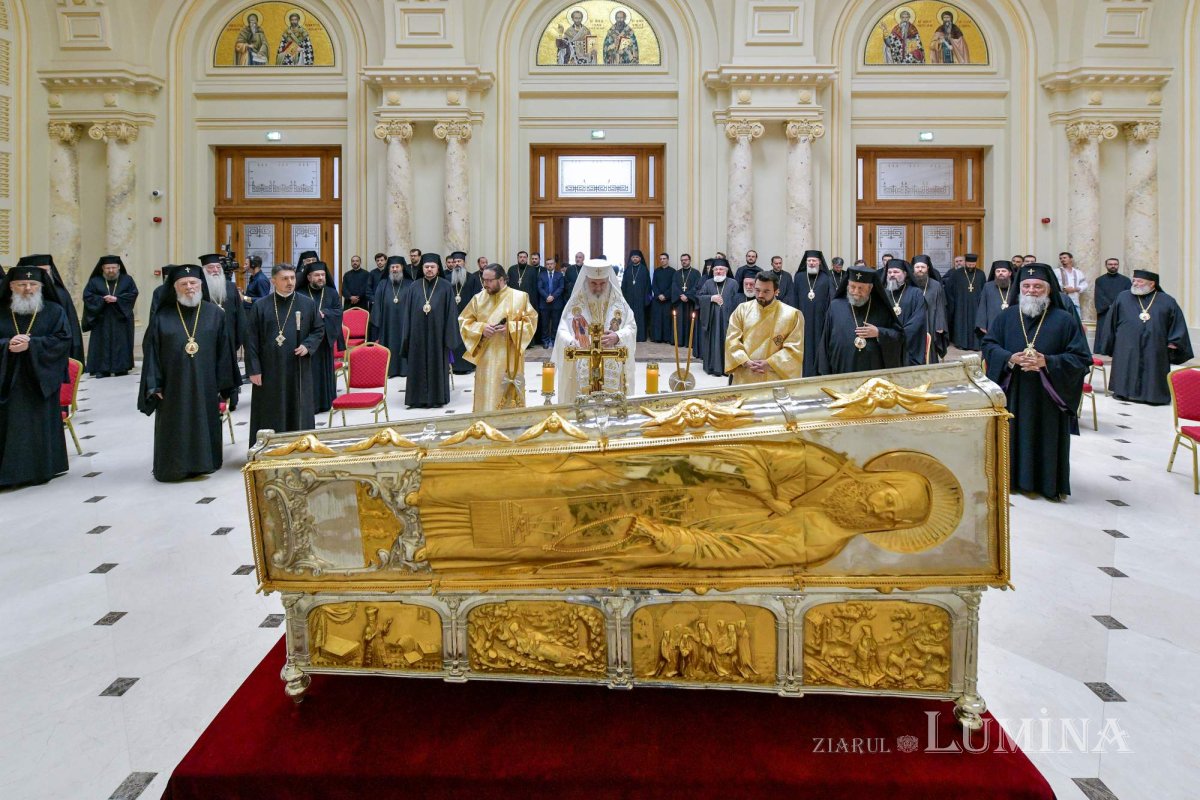 Racla Sfântului Cuvios Dimitrie cel Nou, înnoită la ceas jubiliar 302802