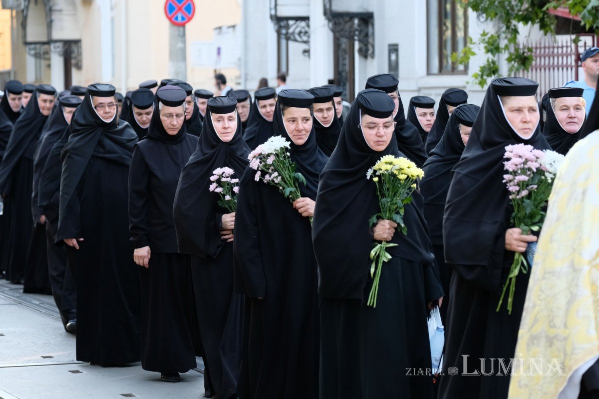 Sfântul Cuvios Dimitrie cel Nou i-a primit pe pelerini în cetatea sa 302858