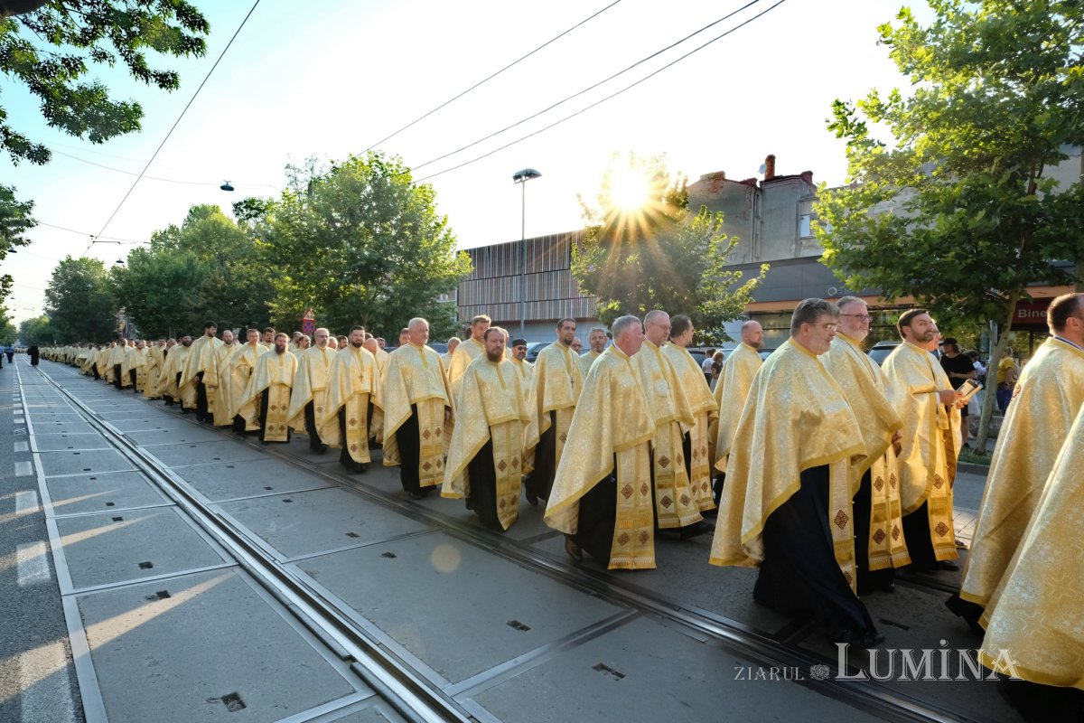 Sfântul Cuvios Dimitrie cel Nou i-a primit pe pelerini în cetatea sa 302859