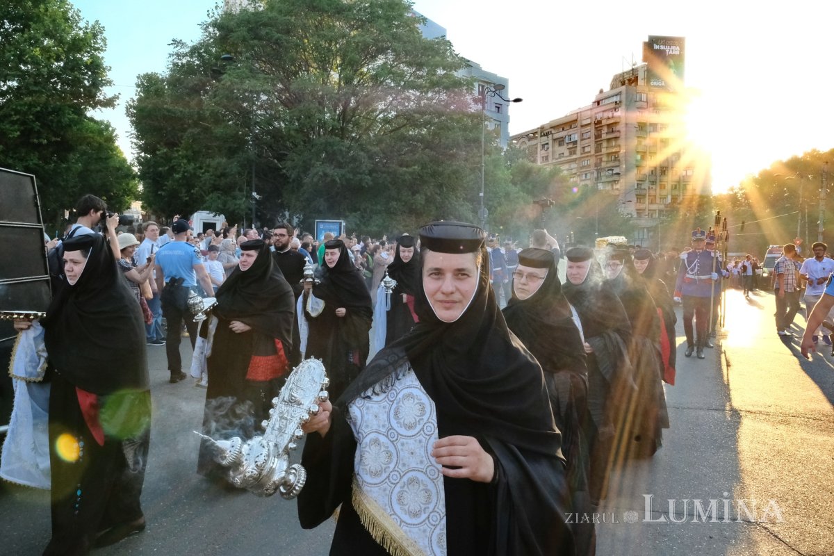 Sfântul Cuvios Dimitrie cel Nou i-a primit pe pelerini în cetatea sa 302867