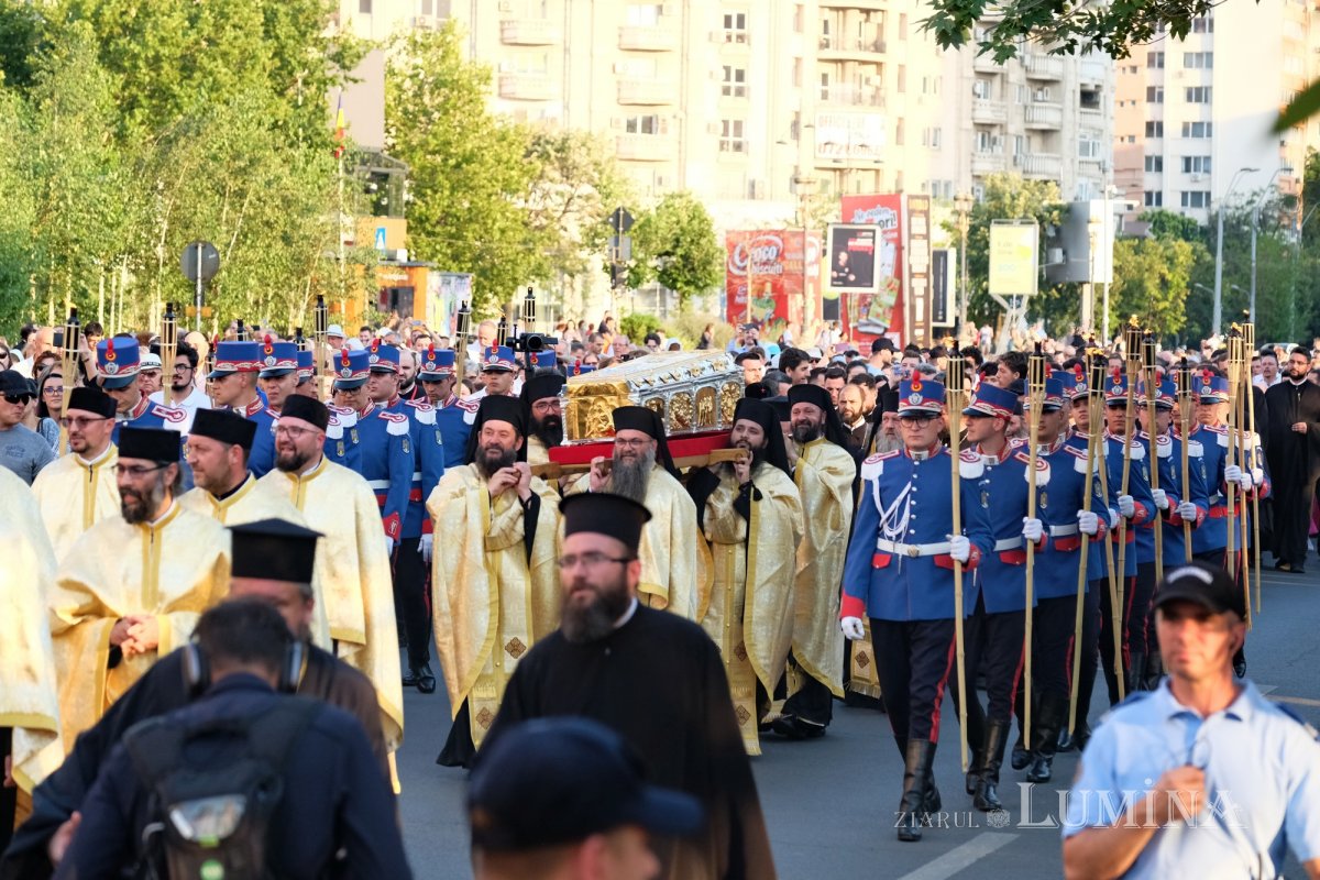 Sfântul Cuvios Dimitrie cel Nou i-a primit pe pelerini în cetatea sa 302873