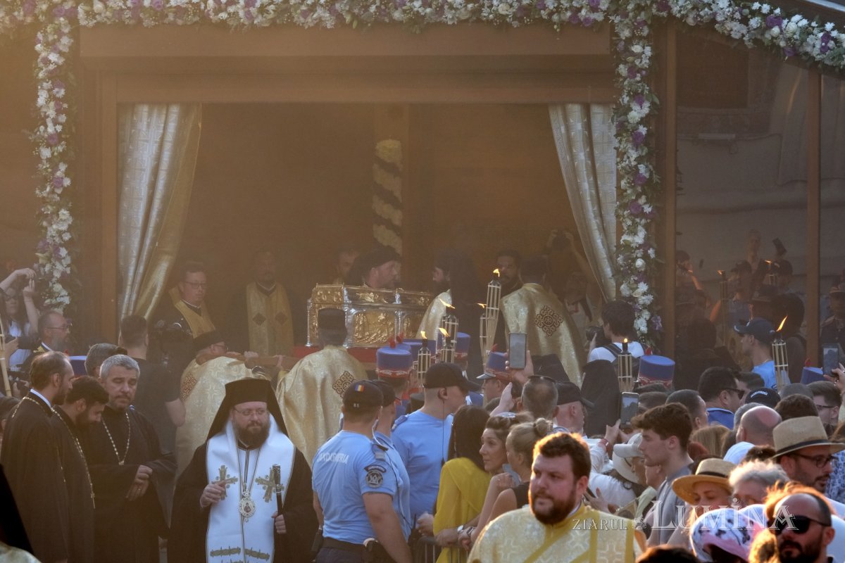 Sfântul Cuvios Dimitrie cel Nou i-a primit pe pelerini în cetatea sa 302878