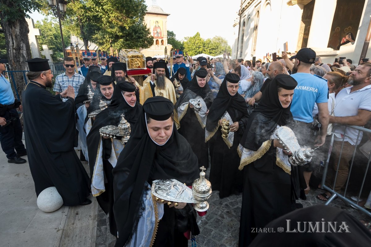 Sfântul Cuvios Dimitrie cel Nou i-a primit pe pelerini în cetatea sa 302920