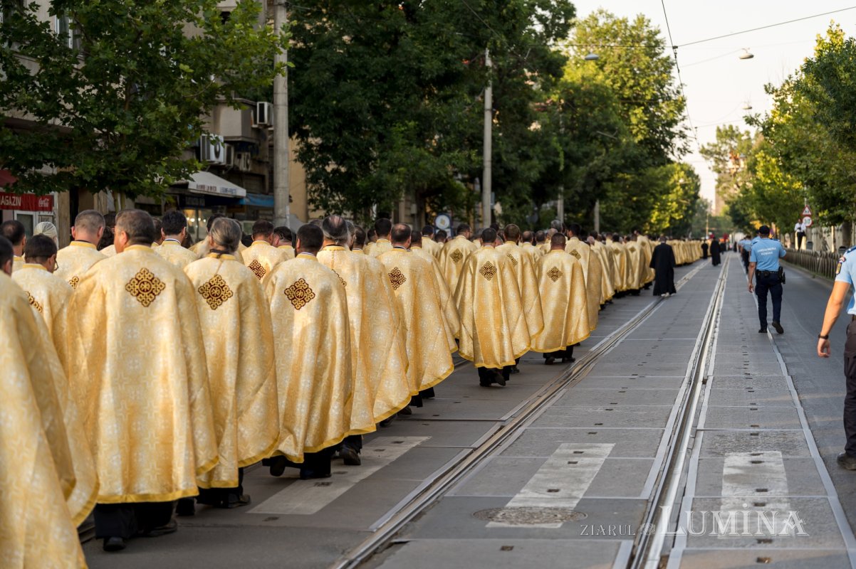 Sfântul Cuvios Dimitrie cel Nou i-a primit pe pelerini în cetatea sa 302936