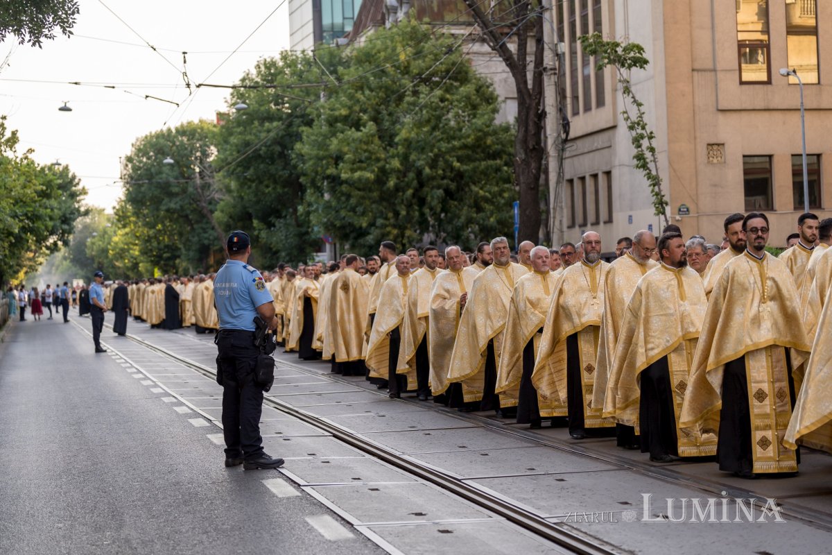Sfântul Cuvios Dimitrie cel Nou i-a primit pe pelerini în cetatea sa 302943