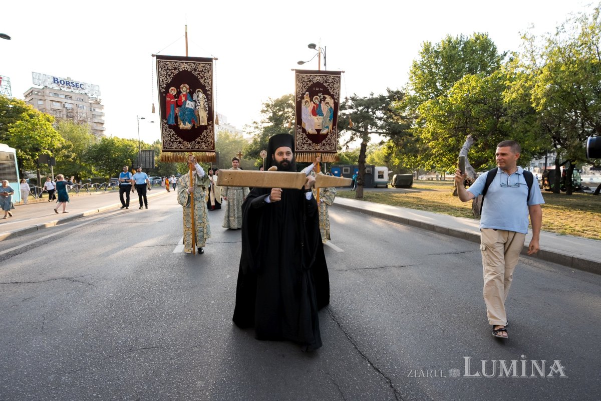 Sfântul Cuvios Dimitrie cel Nou i-a primit pe pelerini în cetatea sa 302949