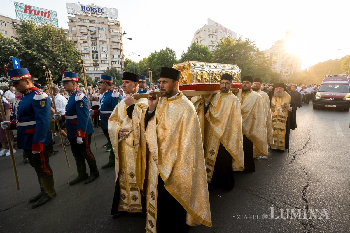Sfântul Cuvios Dimitrie cel Nou i-a primit pe pelerini în cetatea sa 302958