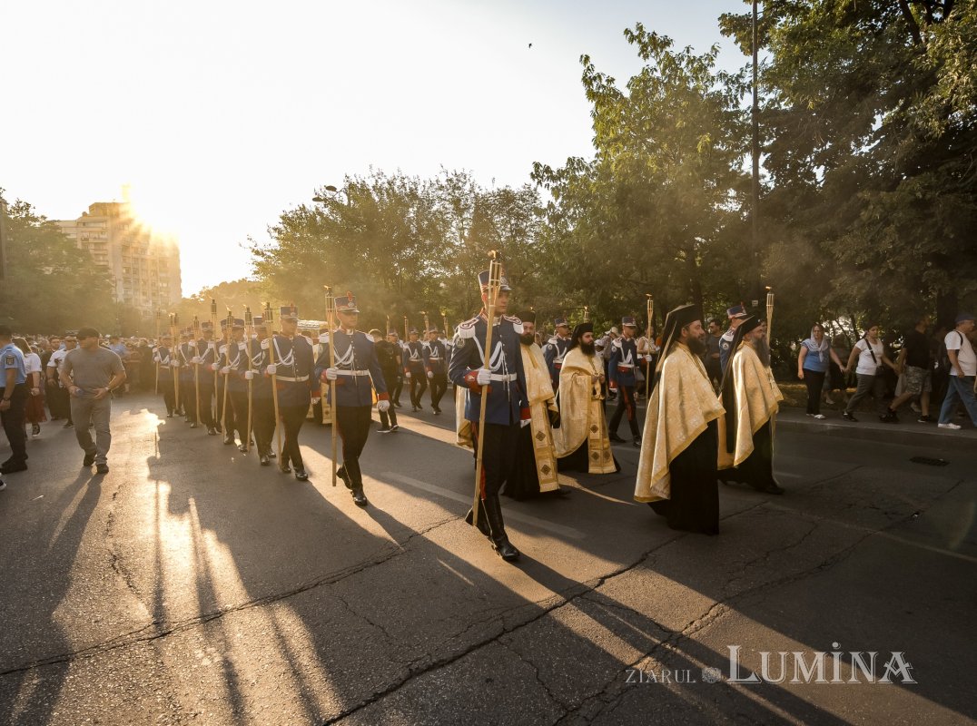 Sfântul Cuvios Dimitrie cel Nou i-a primit pe pelerini în cetatea sa 302959