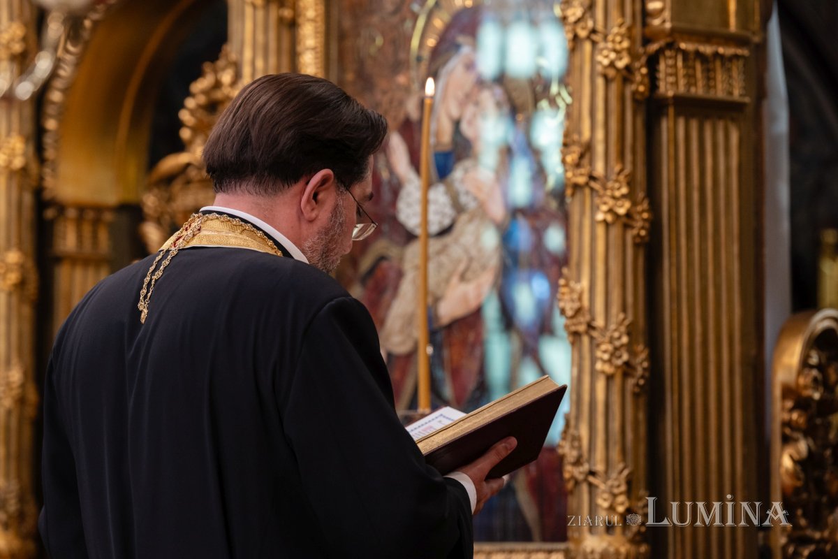 Rugăciune de seară la Catedrala Patriarhală 303197