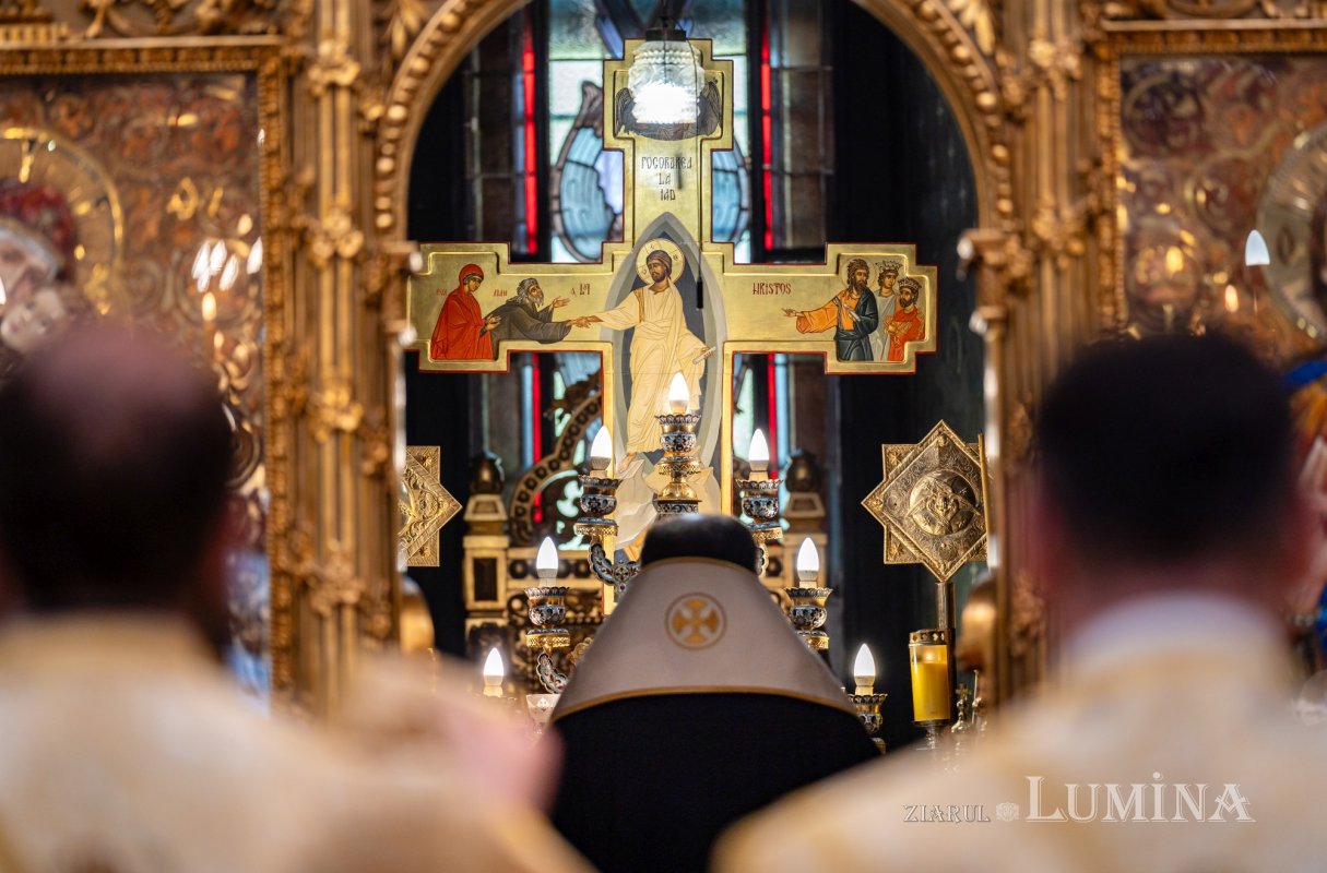 Rugăciune de seară la Catedrala Patriarhală 303198