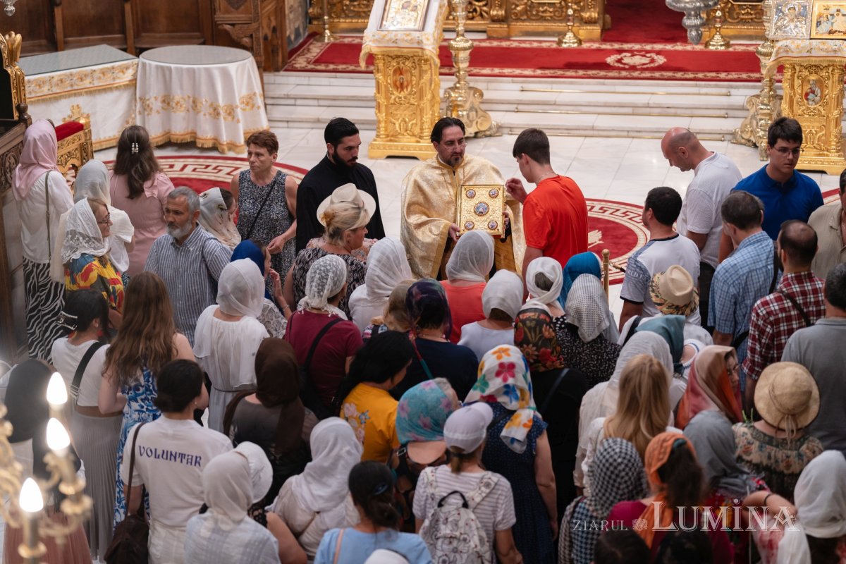 Rugăciune de seară la Catedrala Patriarhală 303221