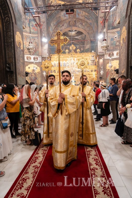 Rugăciune de seară la Catedrala Patriarhală 303228