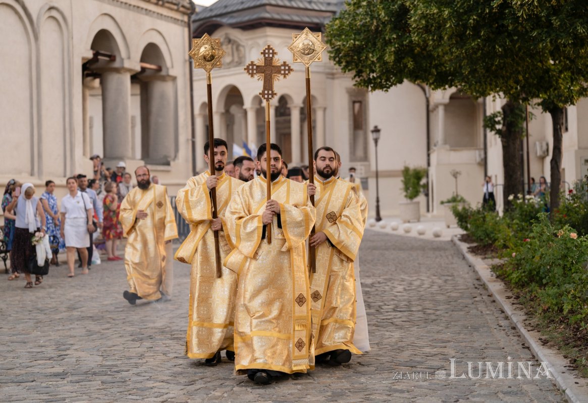 Rugăciune de seară la Catedrala Patriarhală 303230