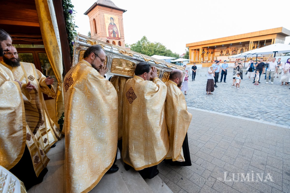 Rugăciune de seară la Catedrala Patriarhală 303233