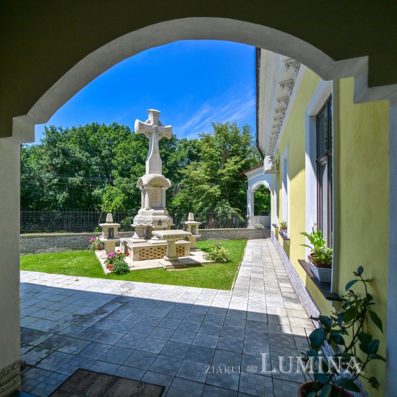 „Lumea, când vede că faci, ajută din puținul ei” 303436