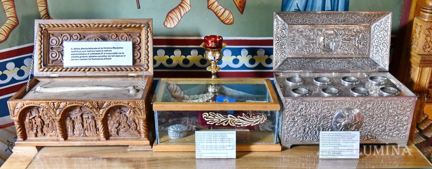 Sclipirile Luminii: Mănăstirea Dimitrie Cantemir, Vaslui 303648