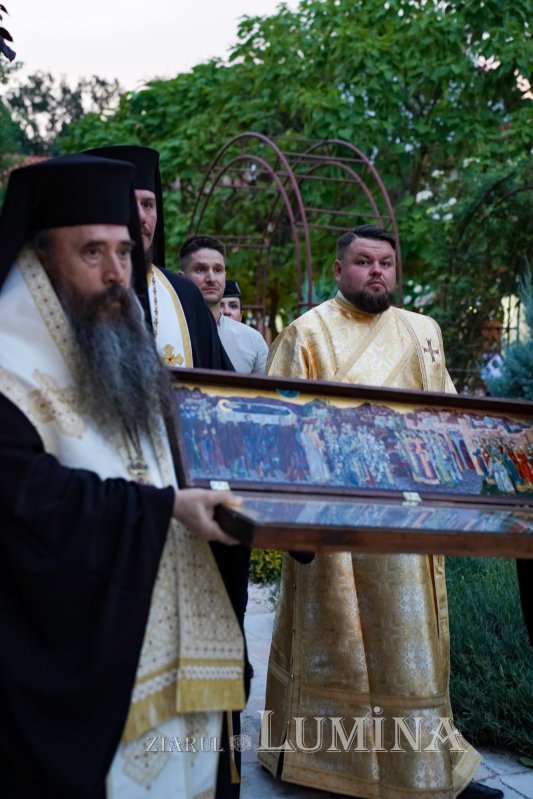 Aducerea moaștelor Sfântului Cuvios Ioan de la Rila la Mănăstirea Pantocrator 303717