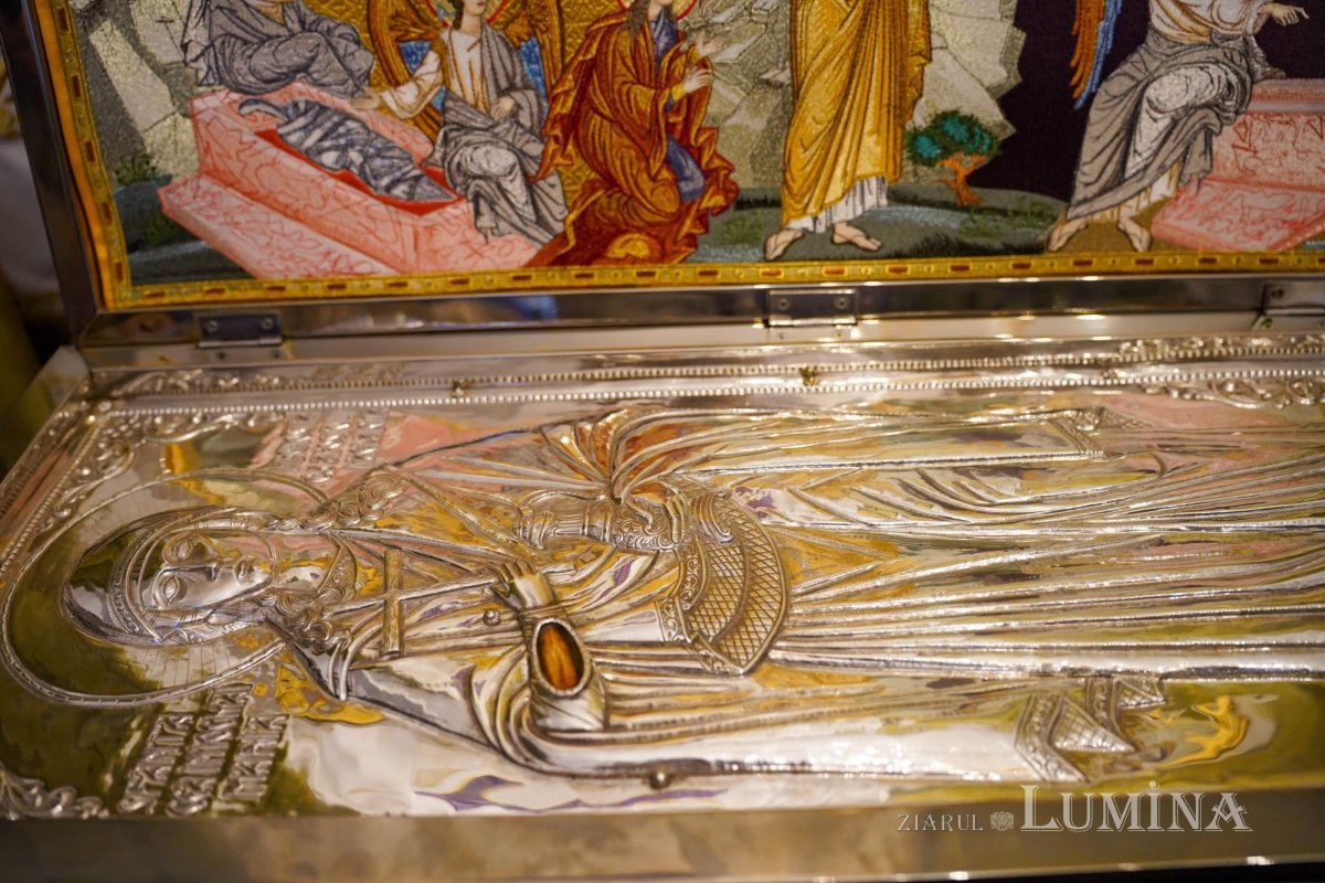 Aducerea moaștelor Sfântului Cuvios Ioan de la Rila la Mănăstirea Pantocrator 303719