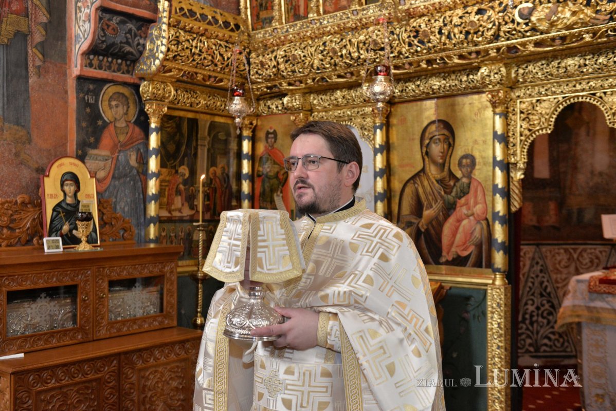 „Valoarea persoanei umane este mai presus de orice rang și orice stare a vieții” 303768