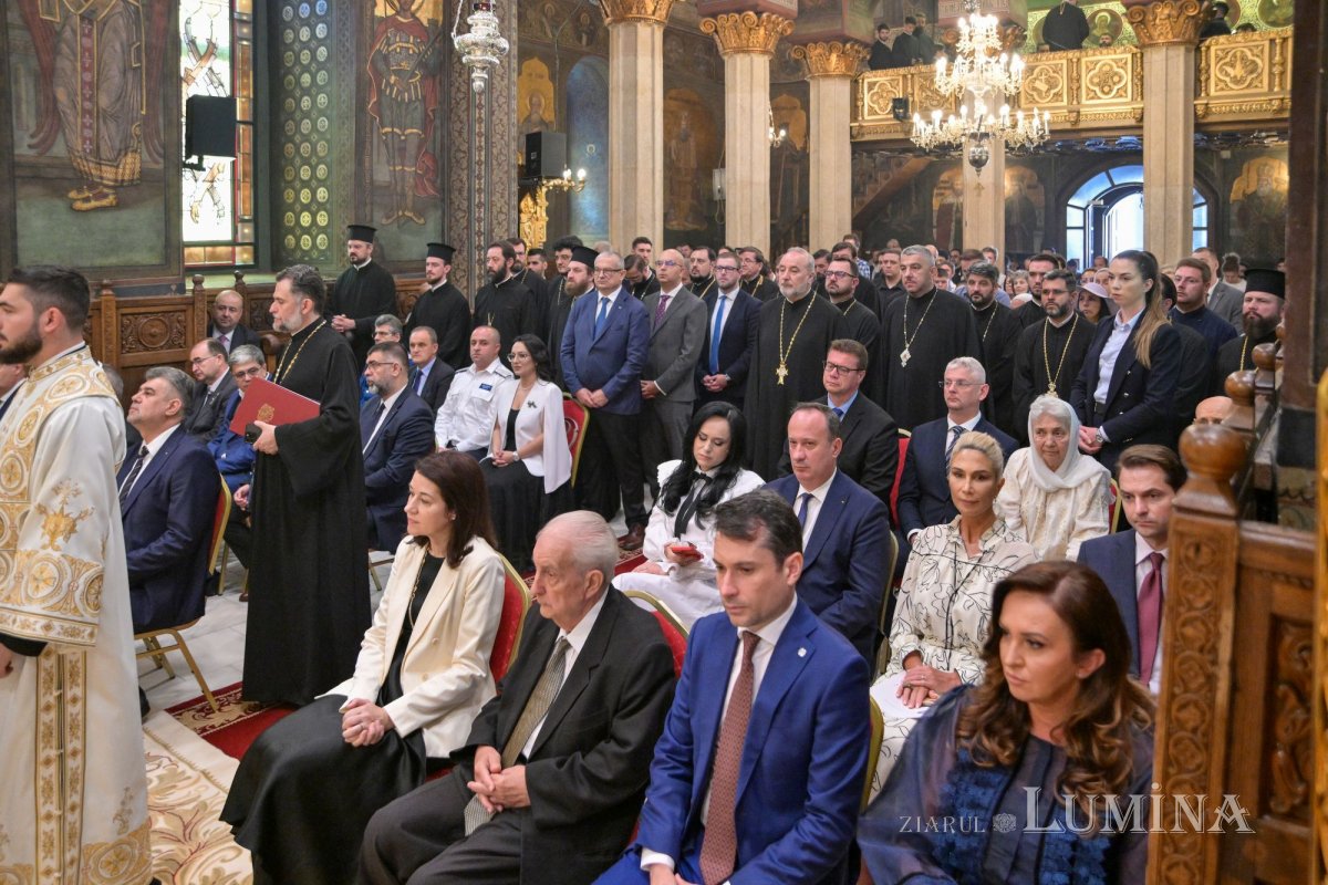 Rugăciune și mulțumire la aniversarea Patriarhului României  303858