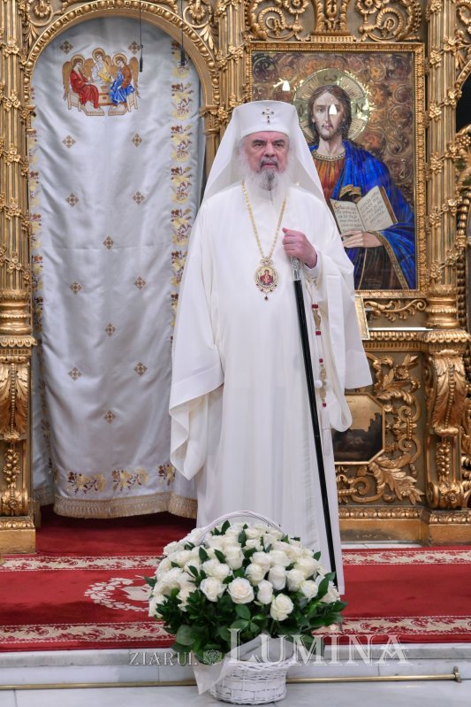 Rugăciune și mulțumire la aniversarea Patriarhului României  303866