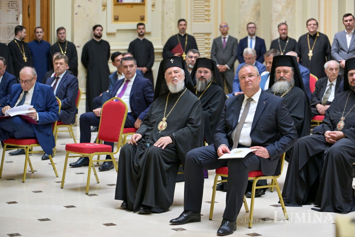Rugăciune și mulțumire la aniversarea Patriarhului României  303888