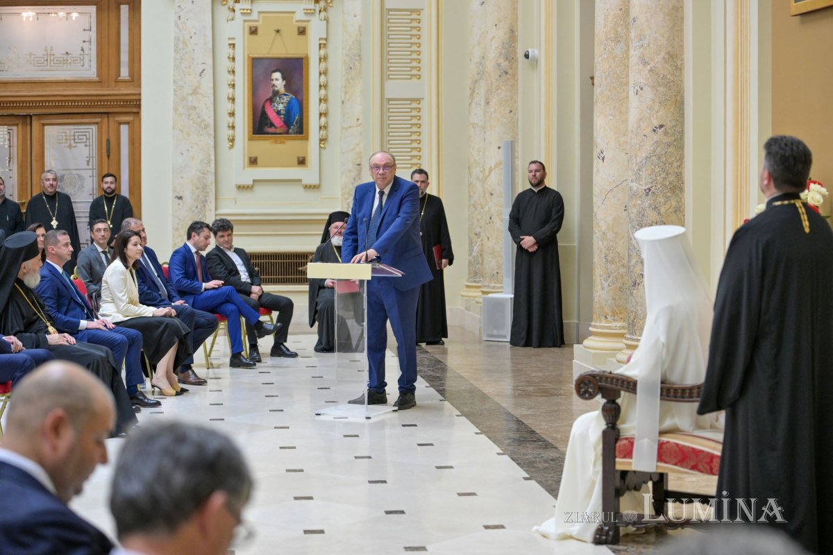 Rugăciune și mulțumire la aniversarea Patriarhului României  303894