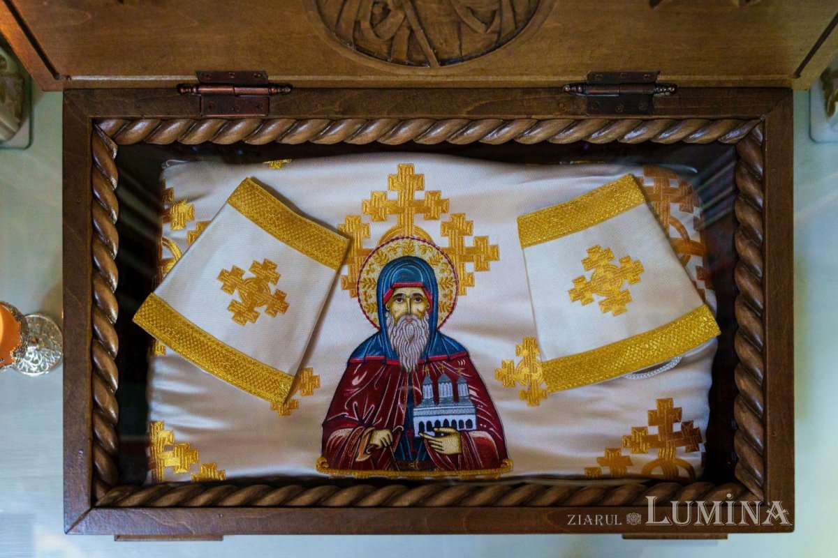 Mărturii vechi și noi despre lucrarea Sfântului Pantelimon  304182