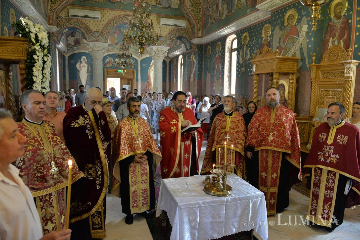 Sărbătorirea ocrotitorului Parohiei Mărcuța din București 304204