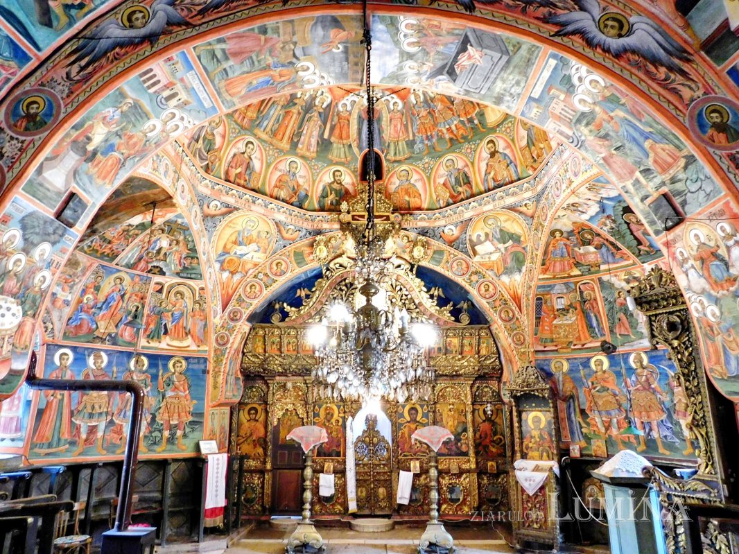 Sclipirile Luminii: Veliko Târnovo, Bulgaria, tradiţie şi modernitate 304714