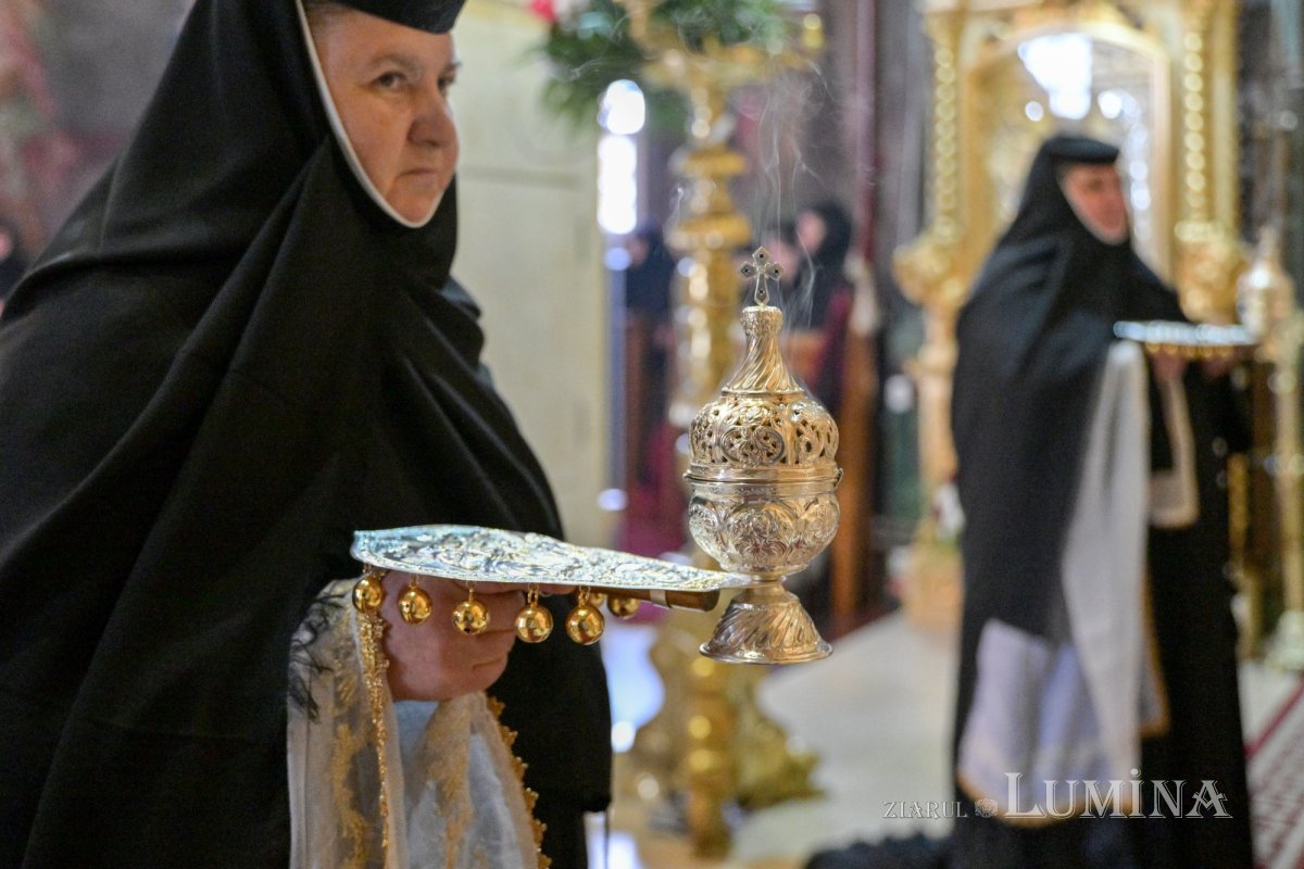 Binecuvântare pentru obștea unei mănăstiri misionare din Ilfov 304840