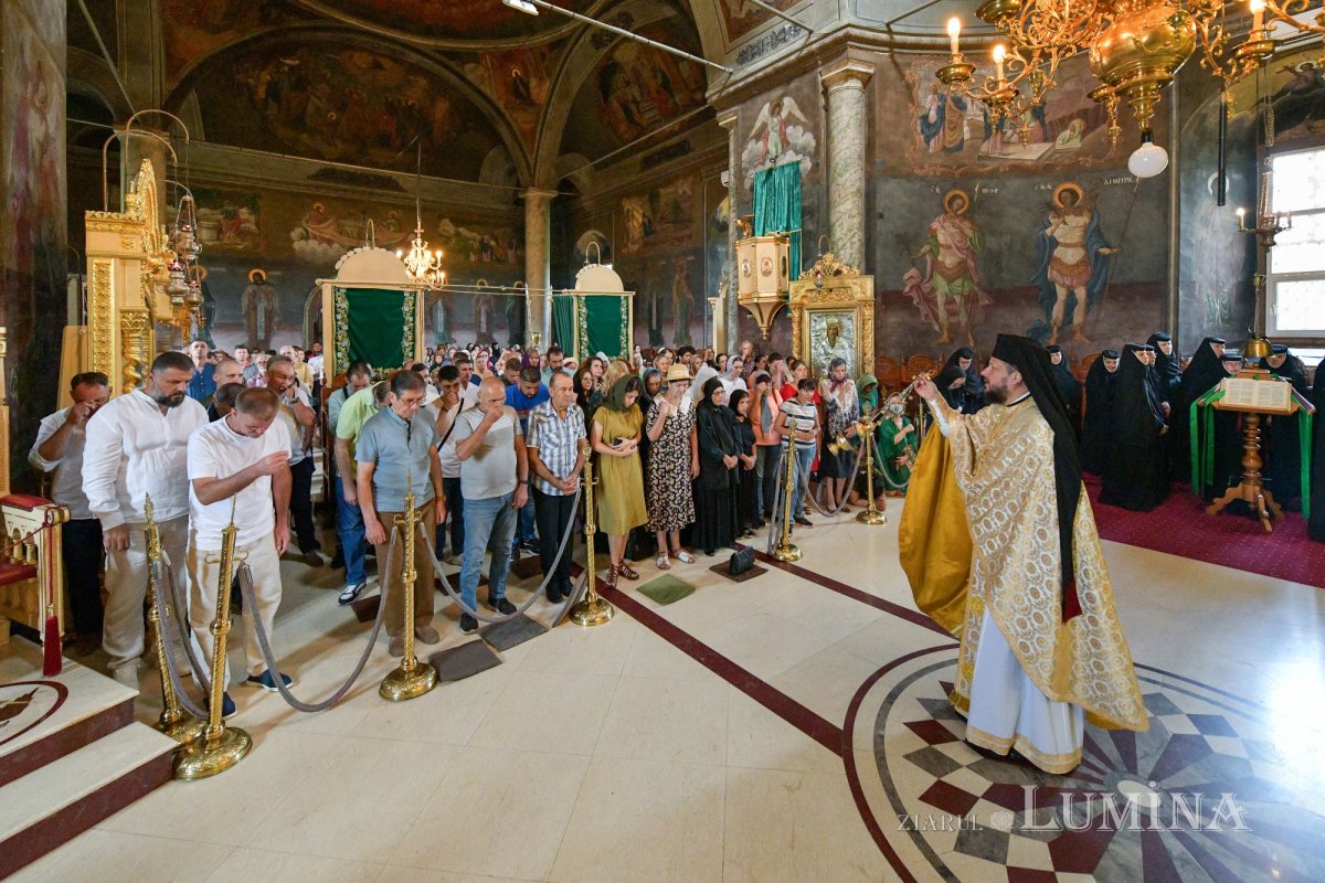 Binecuvântare pentru obștea unei mănăstiri misionare din Ilfov 304841