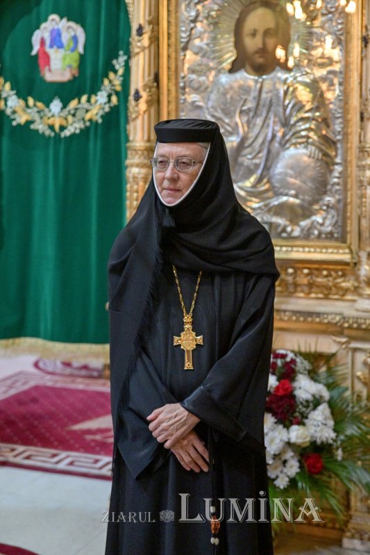 Binecuvântare pentru obștea unei mănăstiri misionare din Ilfov 304848
