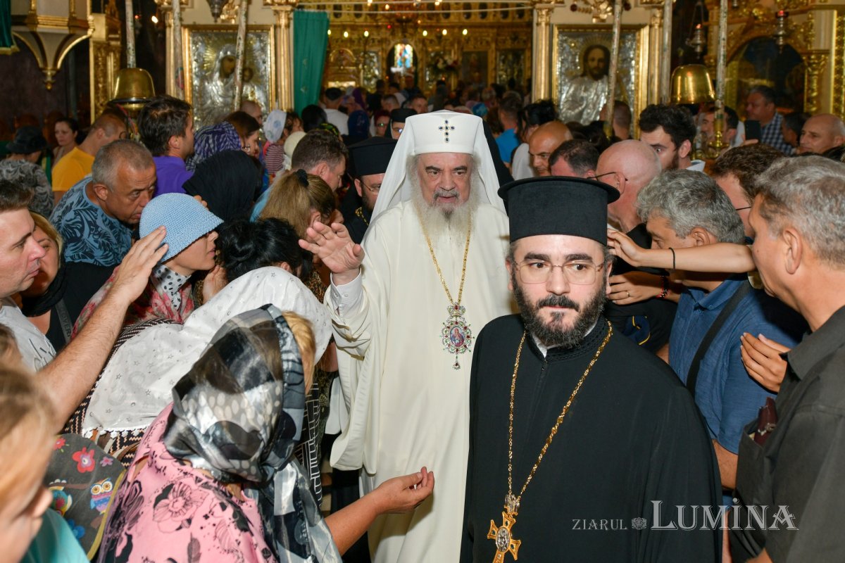 Binecuvântare pentru obștea unei mănăstiri misionare din Ilfov 304860