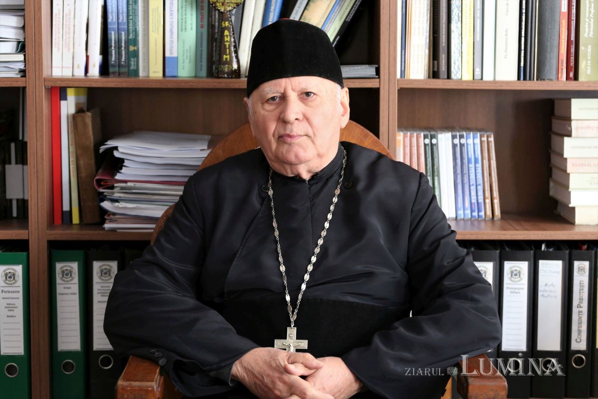 Părintele profesor Dumitru Abrudan a trecut în veșnicie 305464