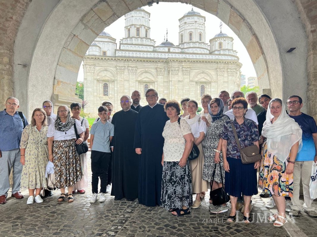 Pelerinaj în cinstea Sfintei Cuvioase Parascheva 305407