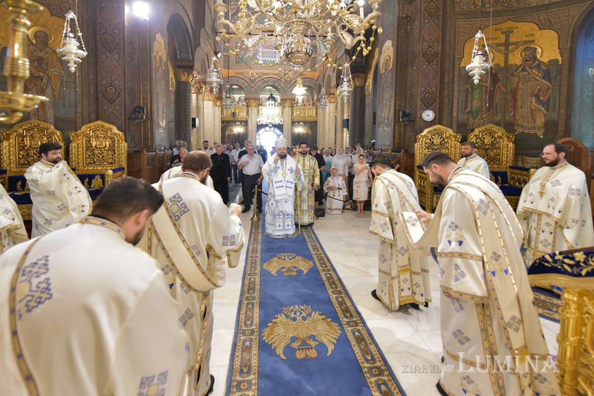 Preacinstirea Maicii Domnului la Catedrala Patriarhală 305960