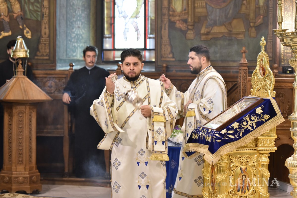 Preacinstirea Maicii Domnului la Catedrala Patriarhală 305963