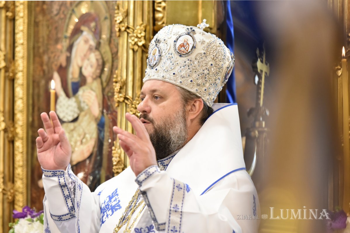 Preacinstirea Maicii Domnului la Catedrala Patriarhală 305972